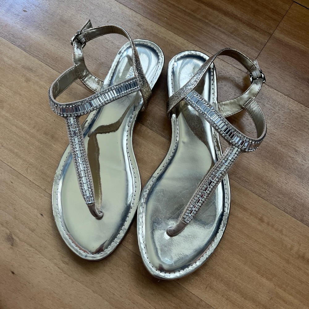Gianni Bini Elegant Silver Strappy Sandals Size 9